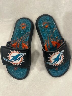 FOCO Miami Dolphins Colorblock Big Logo Gel Slide kids youth size medium 13/1